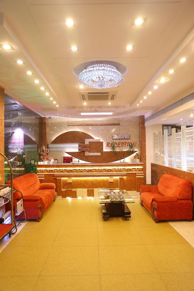 Taj Inn Hotel Agra  Exterior photo