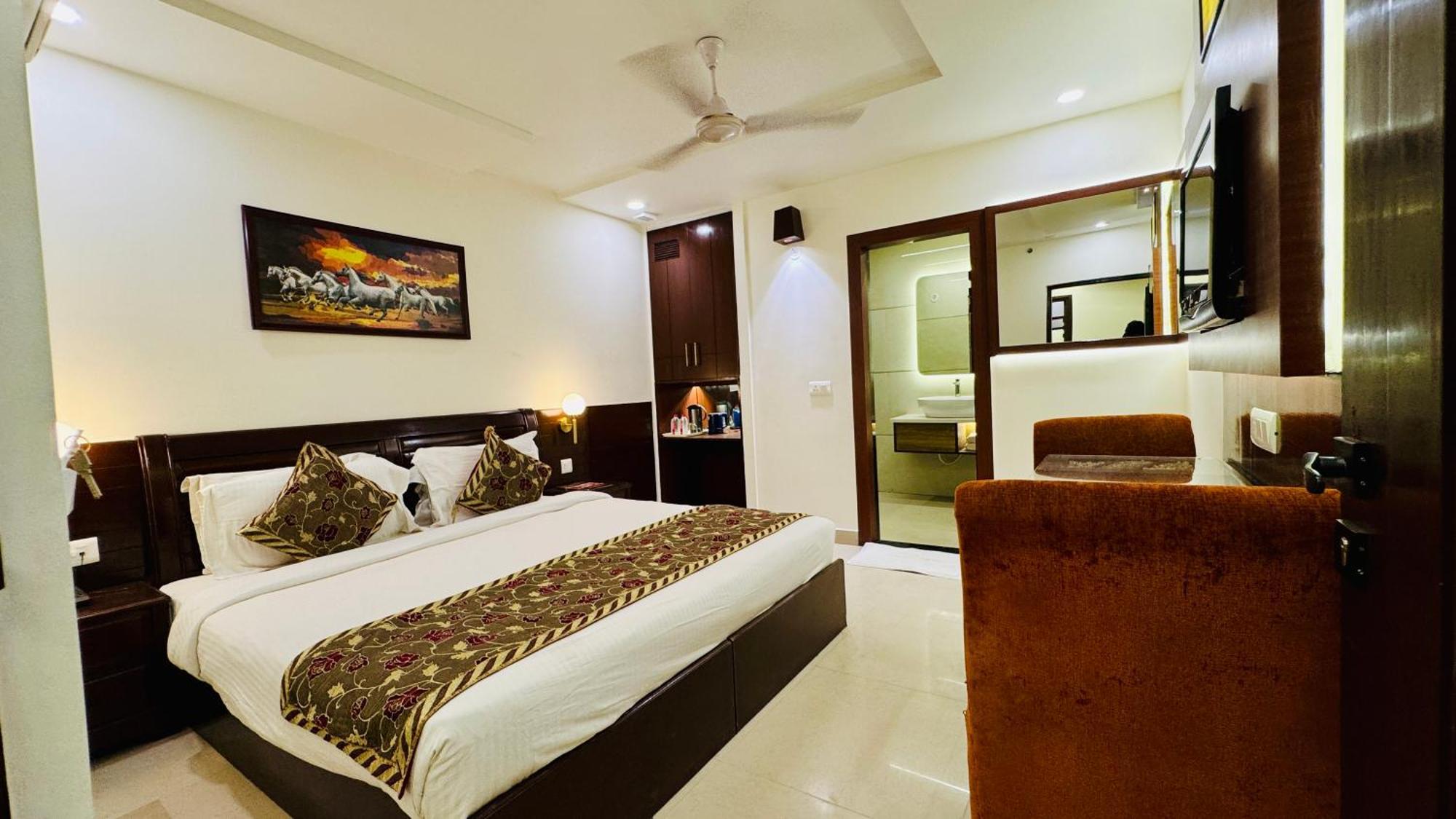 Taj Inn Hotel Agra  Exterior photo
