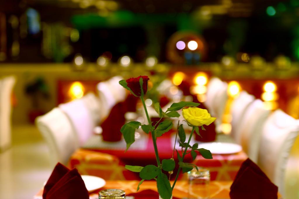 Taj Inn Hotel Agra  Exterior photo